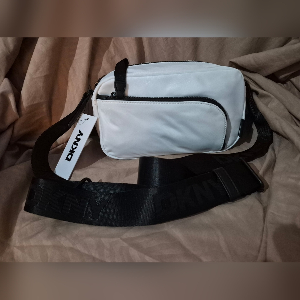 NWT DKNY Camera White and Black Crossbody Bag